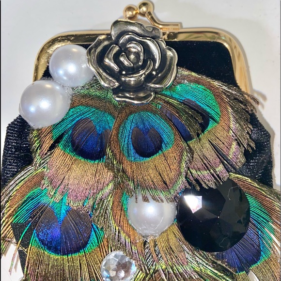 “ROYALTY”Mini Peacock Feath. Coin Purse/Pill “Box” - Picture 8 of 13